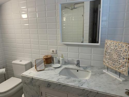 Villa En Pasito Blanco Con Piscina Y Jardin
