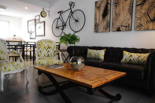 Bed & Breakfast Magma Rooms Playa Honda