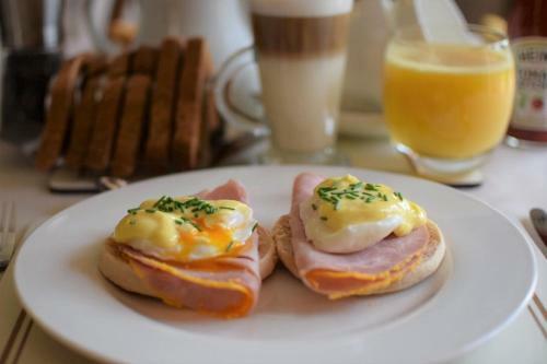 Bed & Breakfast Snowdonia Holidays