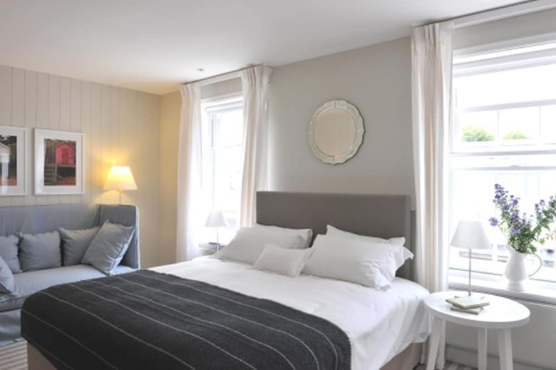 The Crown Hotel