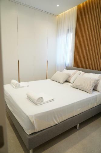 Chrystal Blue Suites 1 Bedroom Apartment Apollo