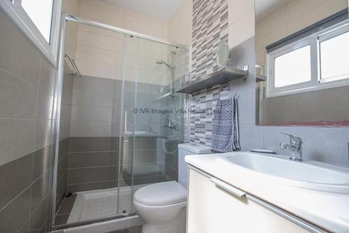 Beautiful Villa Minutes From The Beach, Protaras Villa 1405
