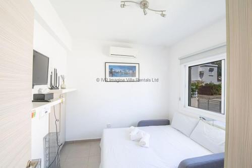Beautiful Villa Minutes From The Beach, Protaras Villa 1405