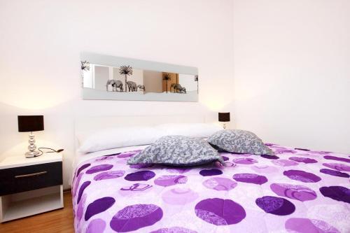 Apartments By The Sea Vinisce, Trogir - 10008