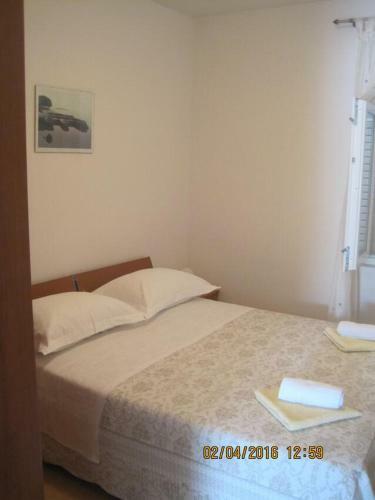 Apartments By The Sea Vinisce, Trogir - 19014