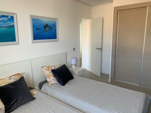 3 Bedroom Apartment With Sea View 8th Floor