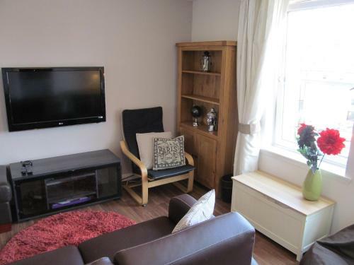 The Granite City - Modern City Centre Apartment
