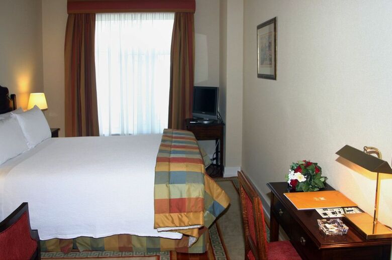 Hotel Aviz