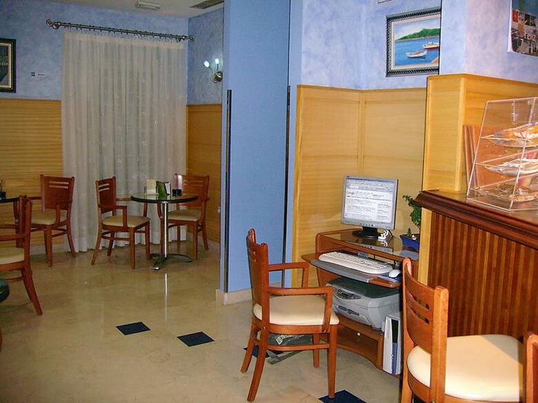 Hotel Miraya