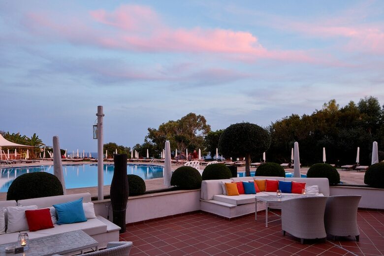 Hotel Grecian Park