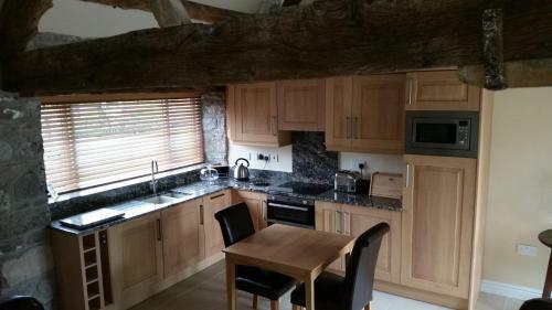Bed & Breakfast Ty Derw Country House B&amp;b