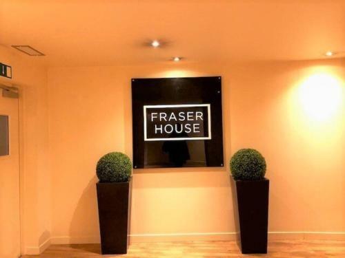 Aaron's Executive 3-bed Apartment Aberdeen City