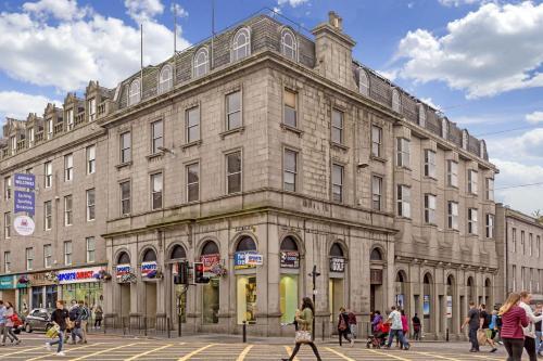 Aaron's Executive 3-bed Apartment Aberdeen City