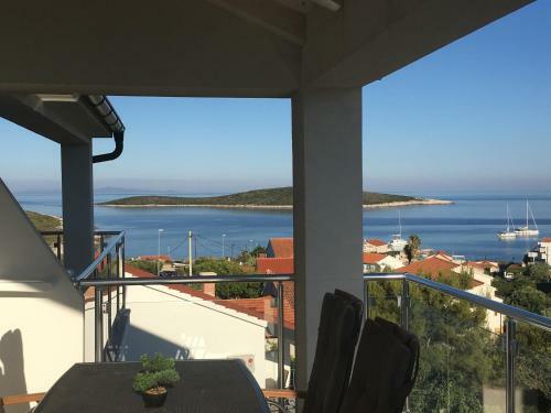 Ada Apartments