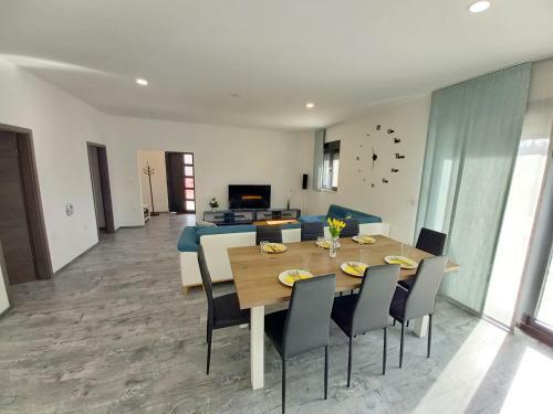 Brand New Villa With Private Pool On Peaceful Location
