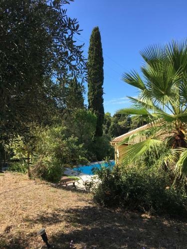 Gastouri Villa Pascalia With Pool And Views