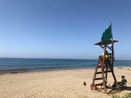 New Apartment 300m From The Beach