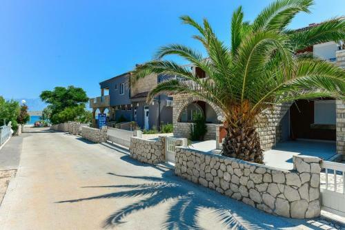 Apartments By The Sea Vir - 18591