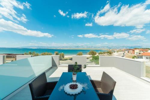 Apartments By The Sea Vir - 18588