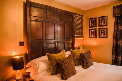 Hostal Drapers Hall Restaurant & Boutique Rooms