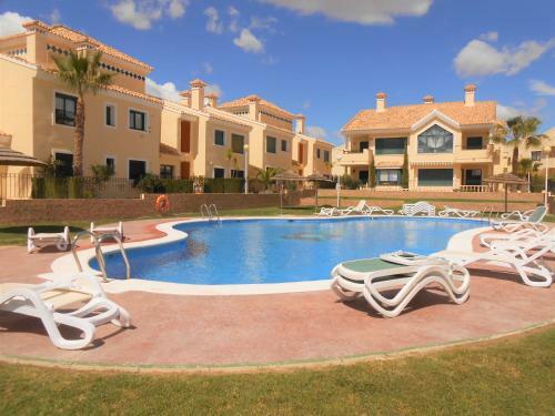 Apartamento Lomas De Campoamor Ref 8222