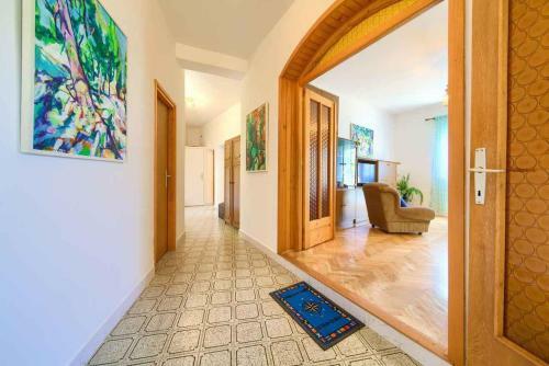 Apartment In Vrbnik/insel Krk 35995