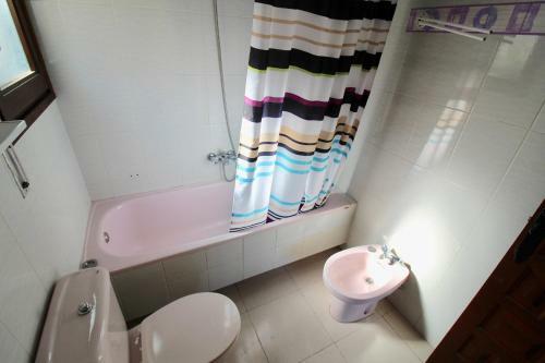 Villa, Piscine, Wifi. Locamar Silvia Cat.
