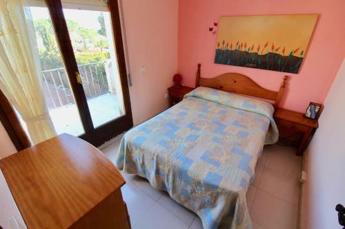 Villa, Piscine, Wifi. Locamar Silvia Cat.
