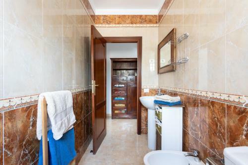 Home2book Sea Front Charco Azul Pool Apartment