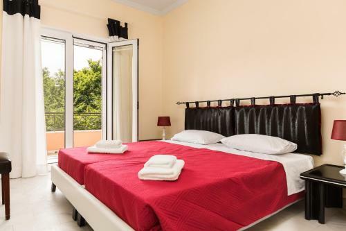 Angelo's Spacious Apartment Near Corfu Town