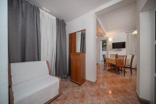 Apartments By The Sea Vodice - 16804