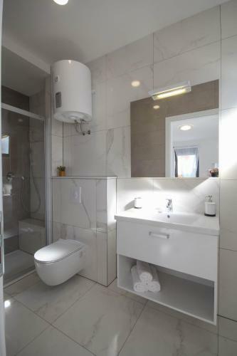 Villa Essenza Mare 650 Meters From The Beach
