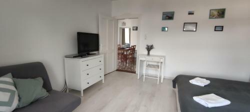 Pet?fi 17 Vend�gh�z Badacsonytomaj
