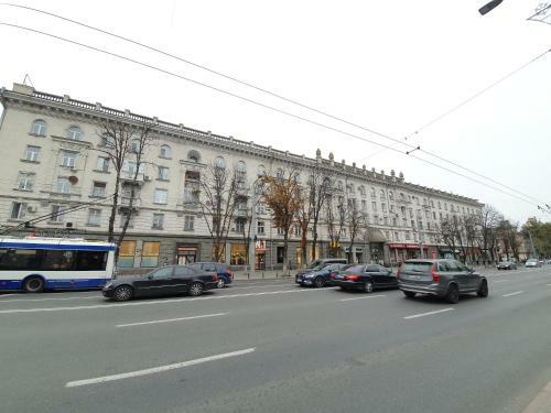 Ultracentral Old Boulevard Stefan Cel Mare 2-rooms Studio Apartments