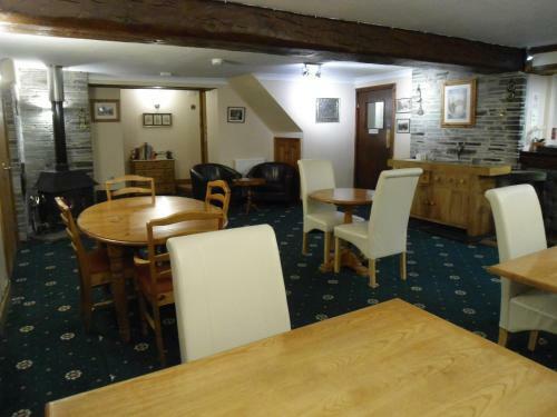 Hostal Harvest Home Guest House And Restaurant