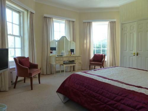 Tyrrells Ford Hotel