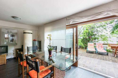 Quiet, Spacious House Near The Center (5 Min)
