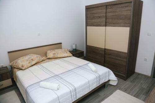 Apartments Tonia Br. 1