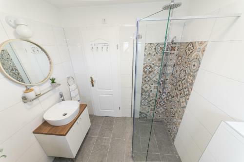 Apartmani Zara