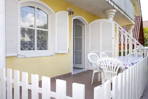 Holiday Home In Balatonmariaf�rdo 35399