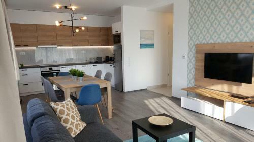 N�gy �gt�j Apartmanok - Nyugat