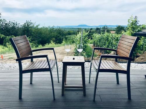 Apartamento Wine And Space Cottage At Lake Balaton