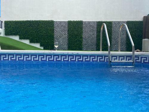 4 Br House In Benahavis Centre, Costa Del Sol