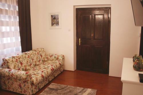 Studio Apartment Zagorka Tkal?i?eva Street