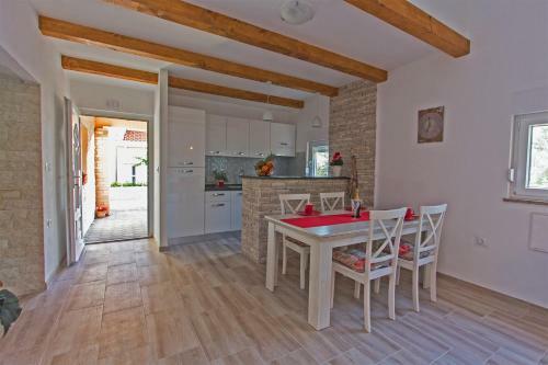 Apartamentos Nella