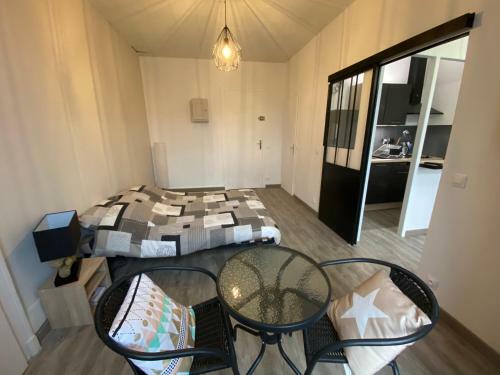Apartamento Studio Meubl� Refait � Neuf En Centre Ville