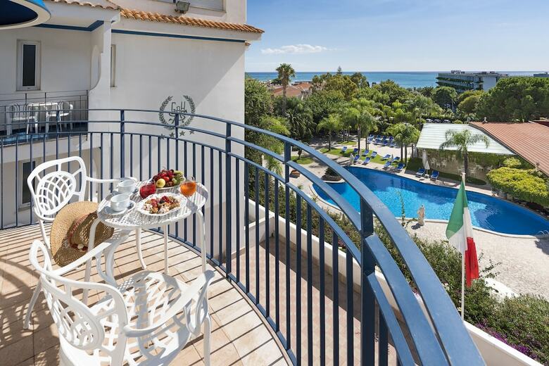 Hotel Sant Alphio Garden