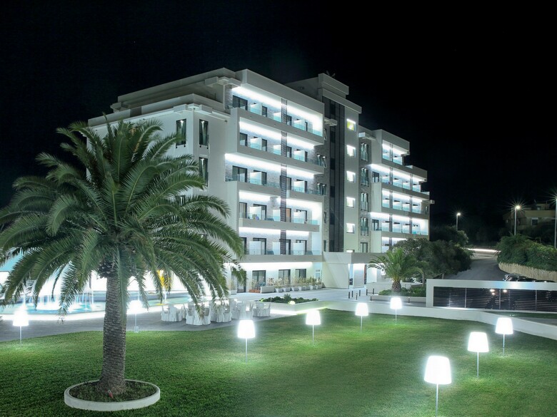 Hotel Santa Lucia And Le Sabbie D Oro