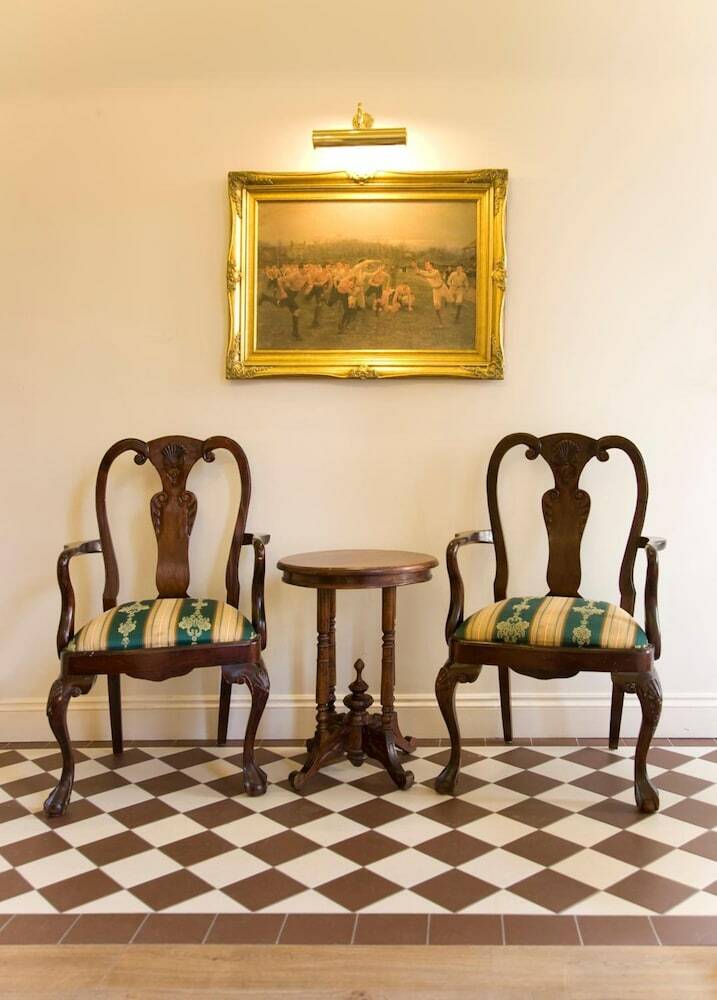 Rose Park Hotel