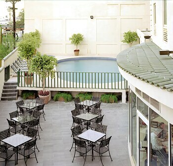 Hotel Antarisuite Galerias